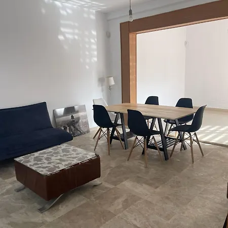 Stelarium-suite Con Bano Privado En Casa Compartida-uebica2 Δωμάτια σε οικογενειακή κατοικία *