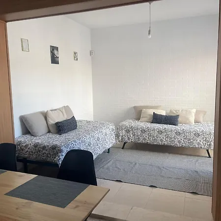 Δωμάτια σε οικογενειακή κατοικία Stelarium-suite Con Bano Privado En Casa Compartida-uebica2